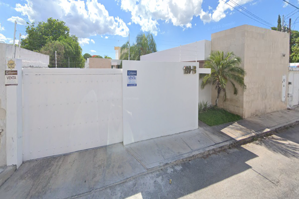 Foto de inmueble en 97205 Mérida Yuc  #s/n, Col. Chuburna de Hidalgo C.P. 97205, Mérida