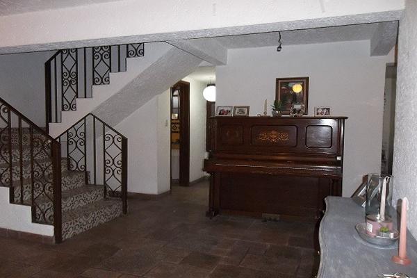 Foto de inmueble en Cda. Manzano #22, Col. Santa Cruz Xochitepec C.P. 16100, Xochimilco