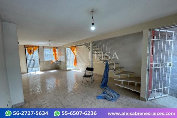 Foto de inmueble en 56600 Paseos de Chalco, Méx., Col. Paseos de Chalco C.P. 56600, Chalco