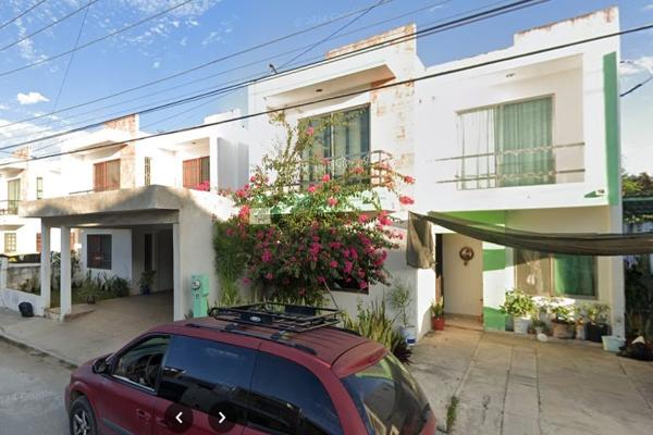 Foto de inmueble en Calle 20 de Noviembre, Col. 4 Caminos C.P. 24070, Campeche