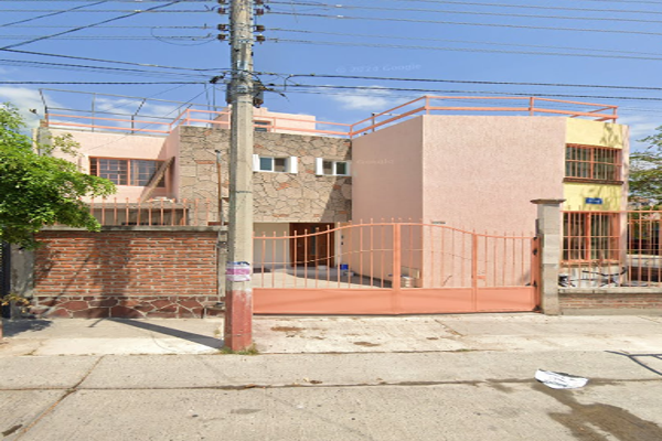 Foto de inmueble en Calle Isla Abaco #3334, Col. Jardines de San José C.P. 44950, Guadalajara
