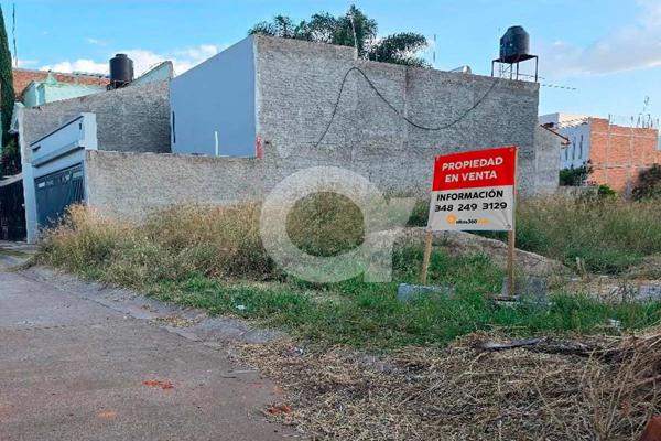 Foto de inmueble en Mixtecos #285, Col. Valle de las Arboledas C.P. 47184, Arandas