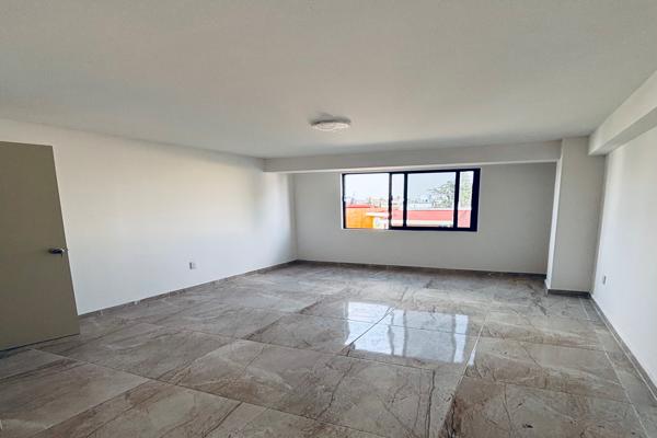Foto de inmueble en Calle Zacatecas 24 #24, Col. Valle Ceylán C.P. 54150, Tlalnepantla de Baz