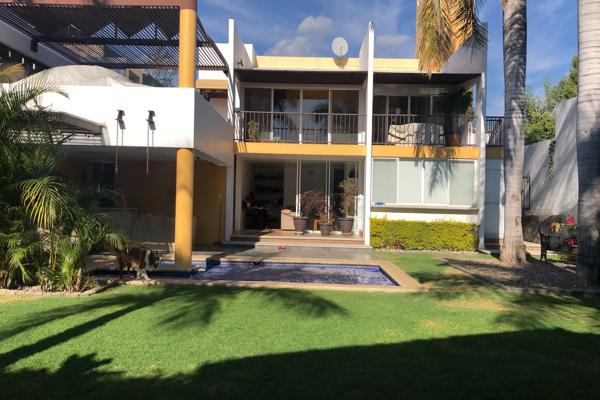 Foto de inmueble en De San Francisco 5, Real Tetela, 62130 Fraccionamiento Lomas de Ahuatlán, Mor. #5, Col. Jardines de Ahuatlán C.P. 62130, Cuernavaca