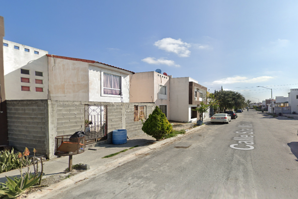 Foto de inmueble en Calle Santa Mónica, Col. Antigua Santa Rosa C.P. 66610, Apodaca