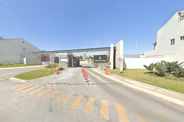Foto de inmueble en JULIO VERNE #0Int. 0, Col. Paseo de Cumbres 2 Sector C.P. 64346, Monterrey