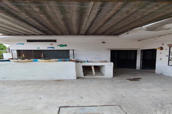 Foto de inmueble en Valentín Gómez Farias, Col. Gabriel Tepepa C.P. 62980, Tlaquiltenango