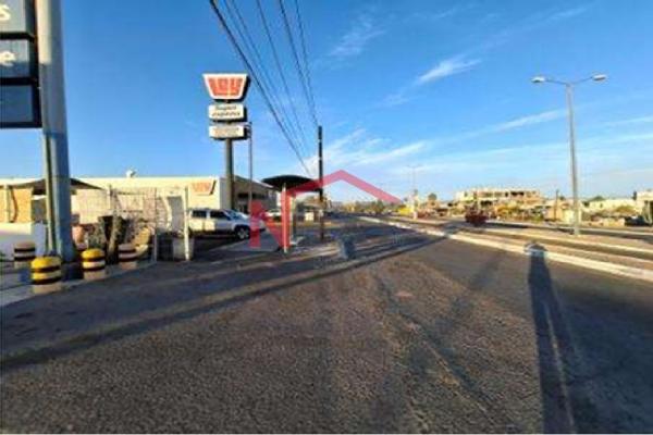 Foto de inmueble en Boulevard Tetakawi, Col. Cantera Residencial C.P. 85506, Guaymas