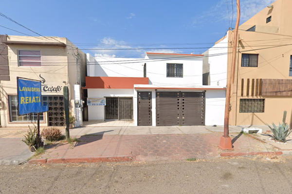Foto de inmueble en Antonio Rosales 1035, Zona Central, 23300 La Paz, B.C.S. #1035, Col. Centro C.P. 23300, La Paz