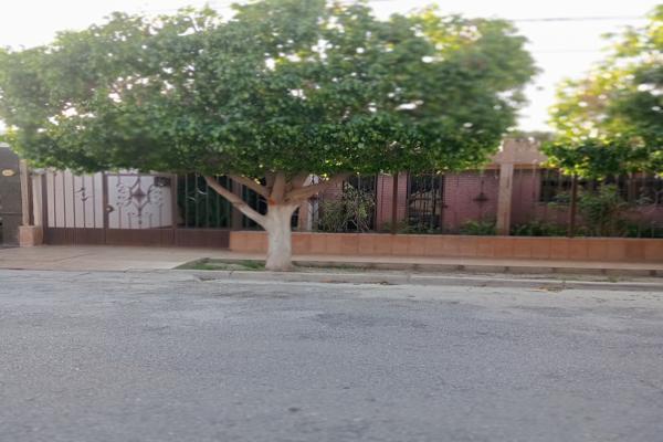 Foto de inmueble en Brasilia #111, Col. Nuevo San Isidro C.P. 27100, Torreón