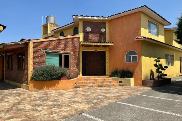 Foto de inmueble en  , Col. Cacalomacán Centro C.P. 50265, Toluca