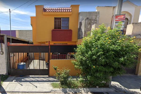 Foto de inmueble en Calamares #704, Col. Jardines Del Mezquital C.P. 66445, San Nicolás de los Garza