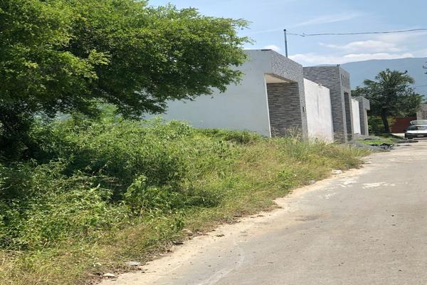 Foto de inmueble en , Col. Cadereyta Jimenez Centro C.P. 67480, Cadereyta Jiménez
