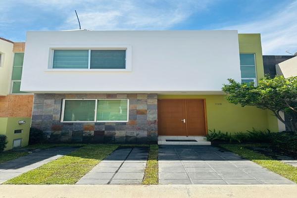Foto de inmueble en cadiz, Col. Nueva Galicia Residencial C.P. 45645, Tlajomulco de Zúñiga