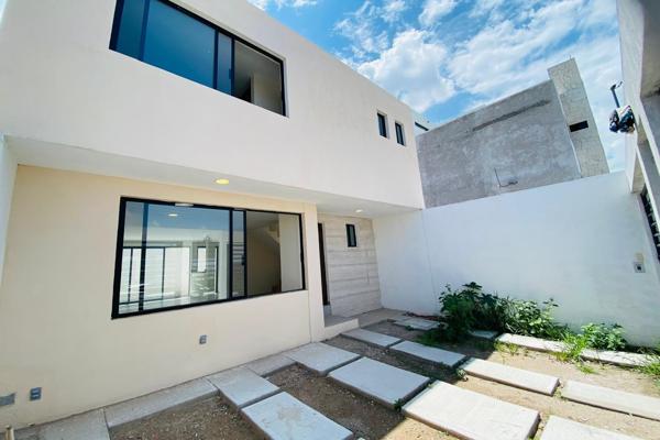 Foto de inmueble en Candiles, Qro. #648, Col. Los Candiles C.P. 76903, Corregidora