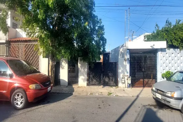 Foto de inmueble en calandria #5933, Col. Valle Verde Segundo Sector C.P. 64117, Monterrey