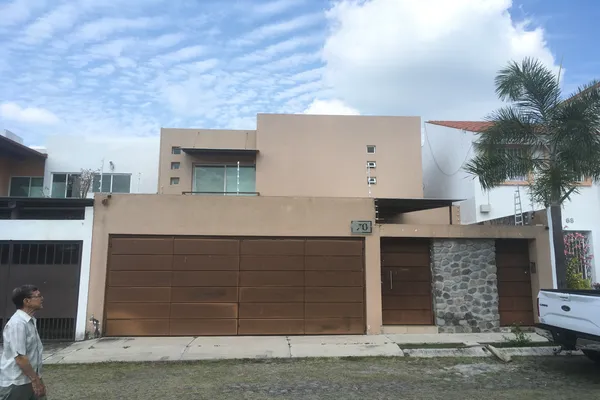Foto de inmueble en Calandria #70, Col. Residencial Santa Bárbara C.P. 28017, Colima