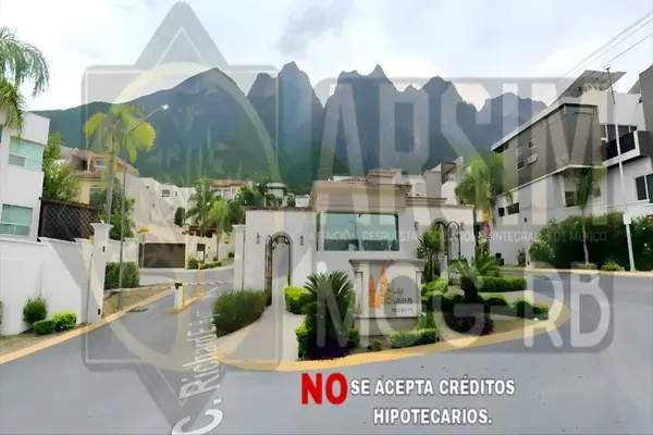 Foto de inmueble en California #000, Col. Las Cumbres C.P. 64619, Monterrey