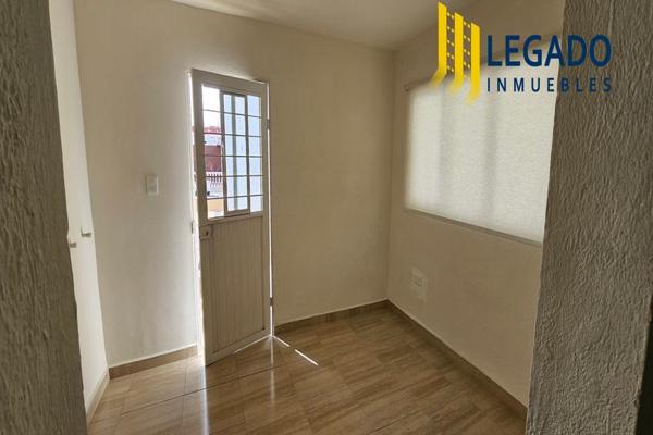 Foto de inmueble en Calle 0 #1, Col. Valle Verde Primer Sector C.P. 64360, Monterrey