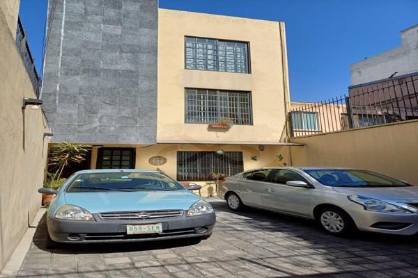 Foto de inmueble en Calle 22 19, Col. San Pedro de los Pinos C.P. 03800, Benito Juárez