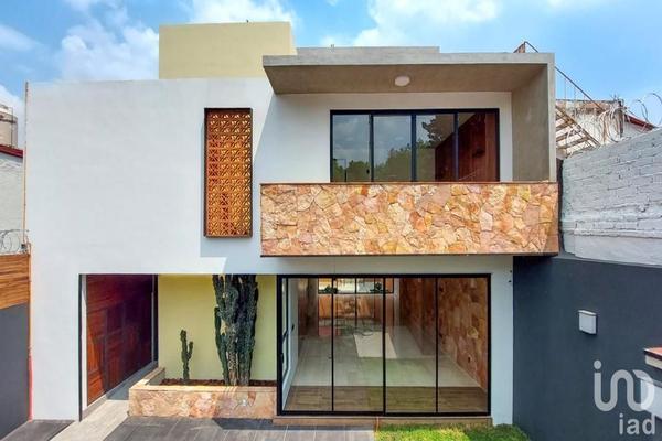 Foto de inmueble en Calle 11 Mártires, Col. Tlalpan C.P. 14000, Tlalpan