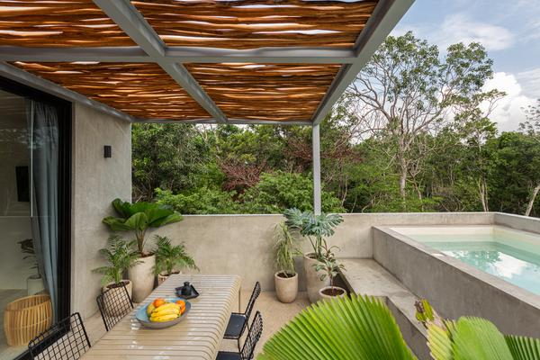 Foto de inmueble en Calle 12 Sur, Col. Region 15 Kukulcan C.P. 77500, Tulum