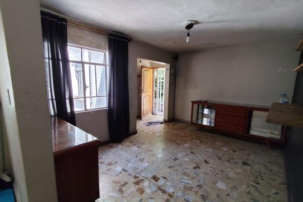 Foto de inmueble en Calle 14, Col. San Pedro de los Pinos C.P. 03800, Benito Juárez