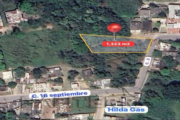 Foto de inmueble en C. 16 septiembre prolongación C. 3, Col. Anáhuac C.P. 92830, Tuxpan