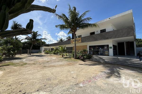 Foto de inmueble en calle 19 #791, Col. Chelem C.P. 97336, Progreso