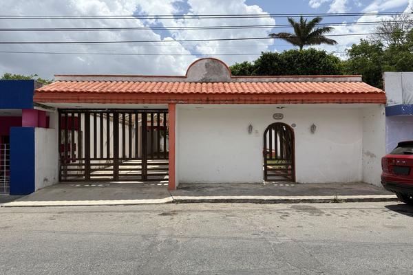 Foto de inmueble en calle 20, Col. Conkal C.P. 97345, Conkal