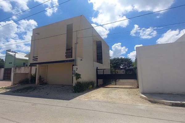 Foto de inmueble en Calle 20a, Col. Chablekal C.P. 97302, Mérida