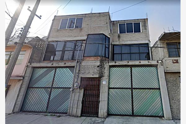 Foto de inmueble en Calle 22 #18, Col. El Sol C.P. 57200, Nezahualcóyotl