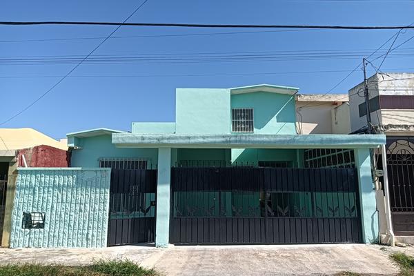 Foto de inmueble en Calle 37 por 34 y 36, Col. Las Brisas Del Norte C.P. 97144, Mérida