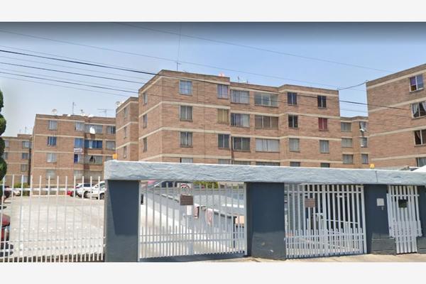 Foto de inmueble en CALLE 6 #96, Col. Agrícola Pantitlan C.P. 08100, Iztacalco
