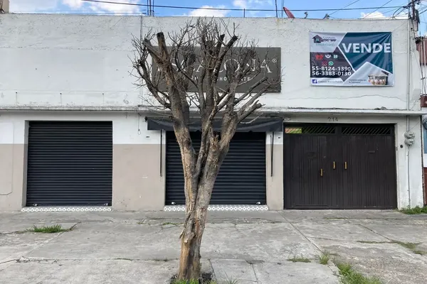 Foto de inmueble en calle 8 #214, Col. Granjas de San Antonio C.P. 09070, Iztapalapa