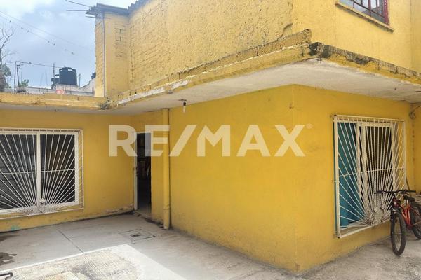 Foto de inmueble en calle 8, Col. Nuevo Paseo de San Agustín C.P. 55130, Ecatepec de Morelos