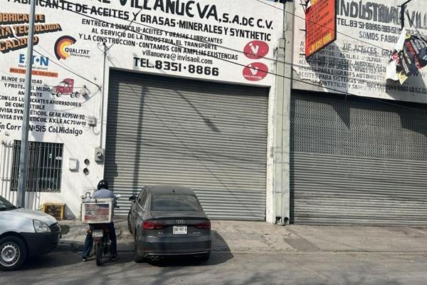 Foto de inmueble en calle, Col. La Finca C.P. 64000, Monterrey