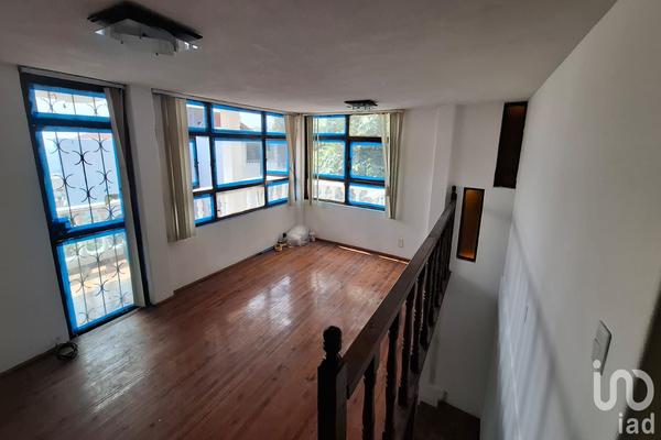 Foto de inmueble en Calle Acueducto de Cocoyoc #74, Col. Vista del Valle II, III, IV y IX C.P. 53296, Naucalpan de Juárez