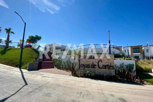 Foto de inmueble en Calle Amatista, Col. Colinas Plus C.P. 23444, Los Cabos