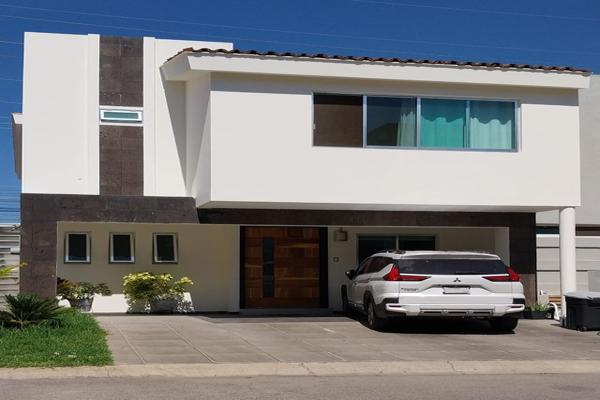 Foto de inmueble en Calle Boulevard Prolongación Mariano Otero #1519, Col. La Rioja C.P. 45645, Tlajomulco de Zúñiga
