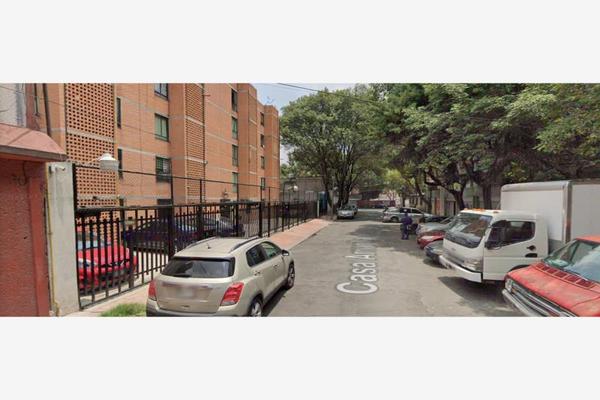 Foto de inmueble en Calle Casa Amarilla #16, Col. San Juanico C.P. 11440, Miguel Hidalgo