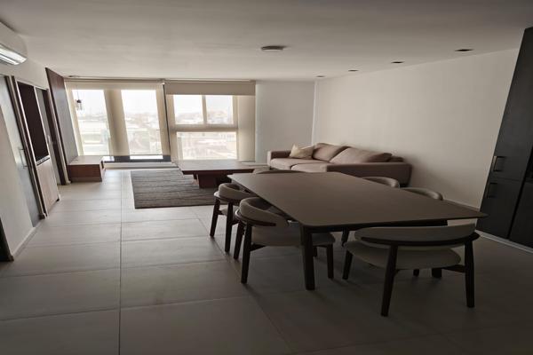 Foto de inmueble en calle, Col. Centro C.P. 64720, Monterrey