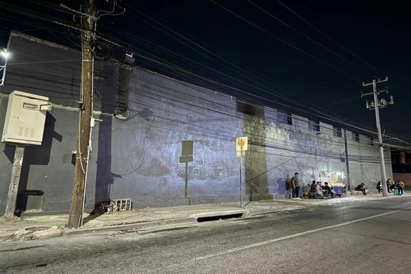 Foto de inmueble en calle, Col. Centro C.P. 64720, Monterrey