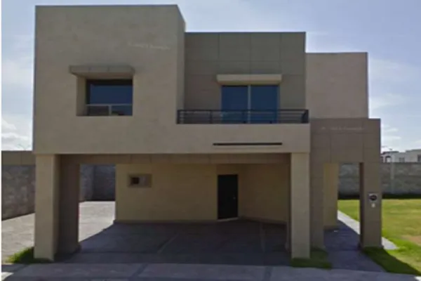 Foto de inmueble en C CLAUSTRO DE LAS CRUCES #106, Col. Quinta Real C.P. 87345, Matamoros