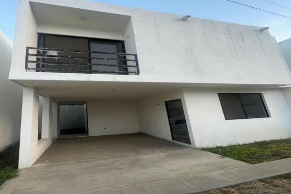 Foto de inmueble en Calle Cuarta Avenida 325 Laguna De La Puerta 89310 Tampico, Tamps. México, Col. Laguna de La Puerta (Ampliación) C.P. 89310, Tampico