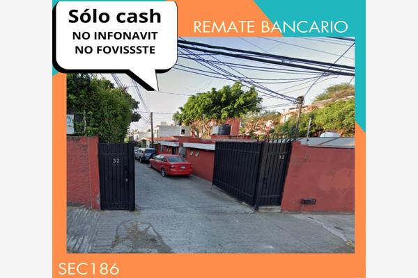 Foto de inmueble en CALLE CUAUHTEMOCTZIN #32, Col. Cuernavaca Centro C.P. 62000, Cuernavaca