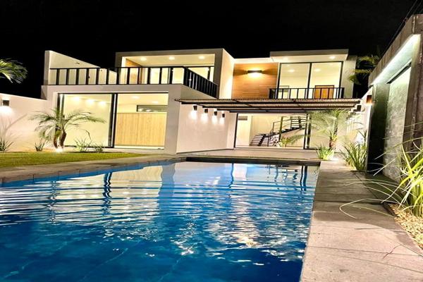 Foto de inmueble en PrivadaInt. 16, Col. San Pedro de los Pinos C.P. 62790, Xochitepec