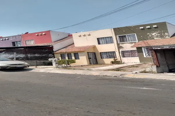 Foto de inmueble en CALLE DE LA YUNTA #398, Col. Campestre Tarimbaro C.P. 58893, Tarímbaro