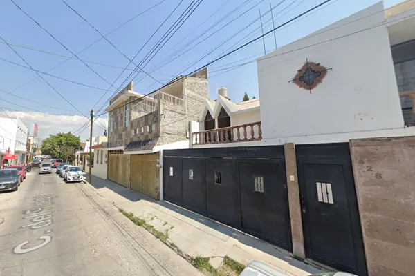Foto de inmueble en C. DEL FUEGO #0, Col. Jardines del Moral C.P. 37160, León