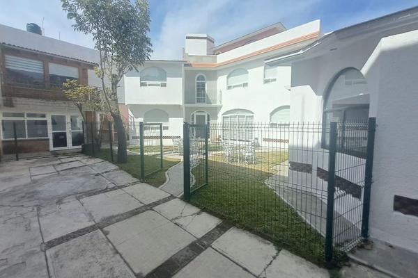 Foto de inmueble en Calle del Nevado, Col. San Mateo Oxtotitlán C.P. 50100, Toluca